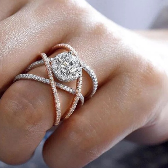 New Rose Gold 925 Sterling Silver Cross Zircon Ring - Picture 2 of 6